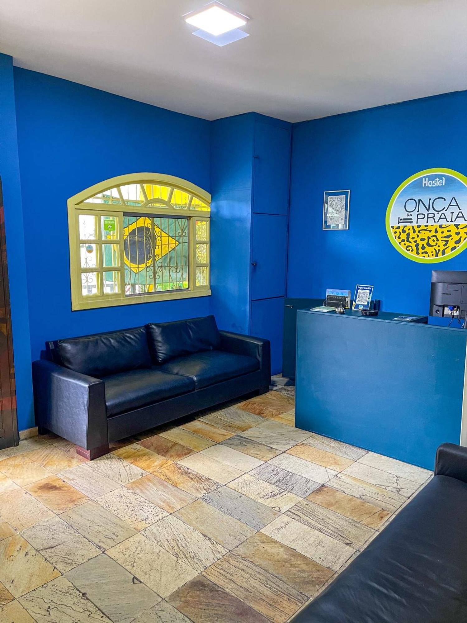 Onca Da Praia Hostel Vitoria Bagian luar foto
