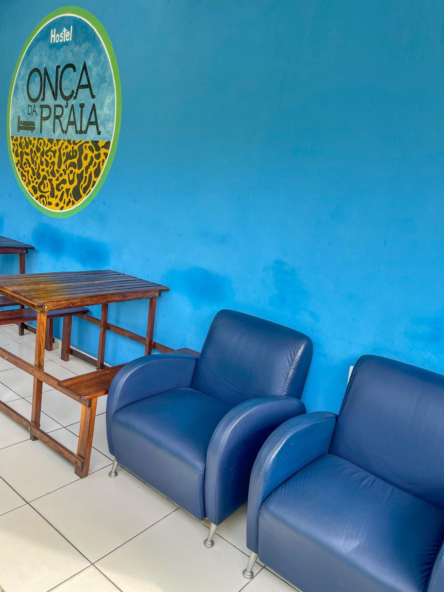 Onca Da Praia Hostel Vitoria Bagian luar foto
