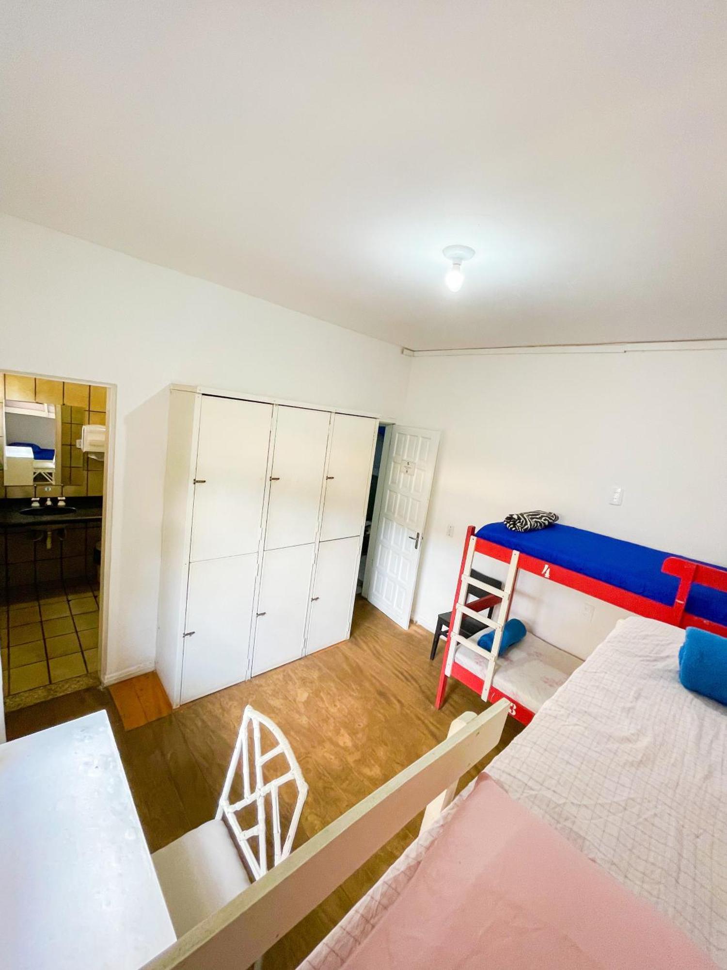 Onca Da Praia Hostel Vitoria Bagian luar foto