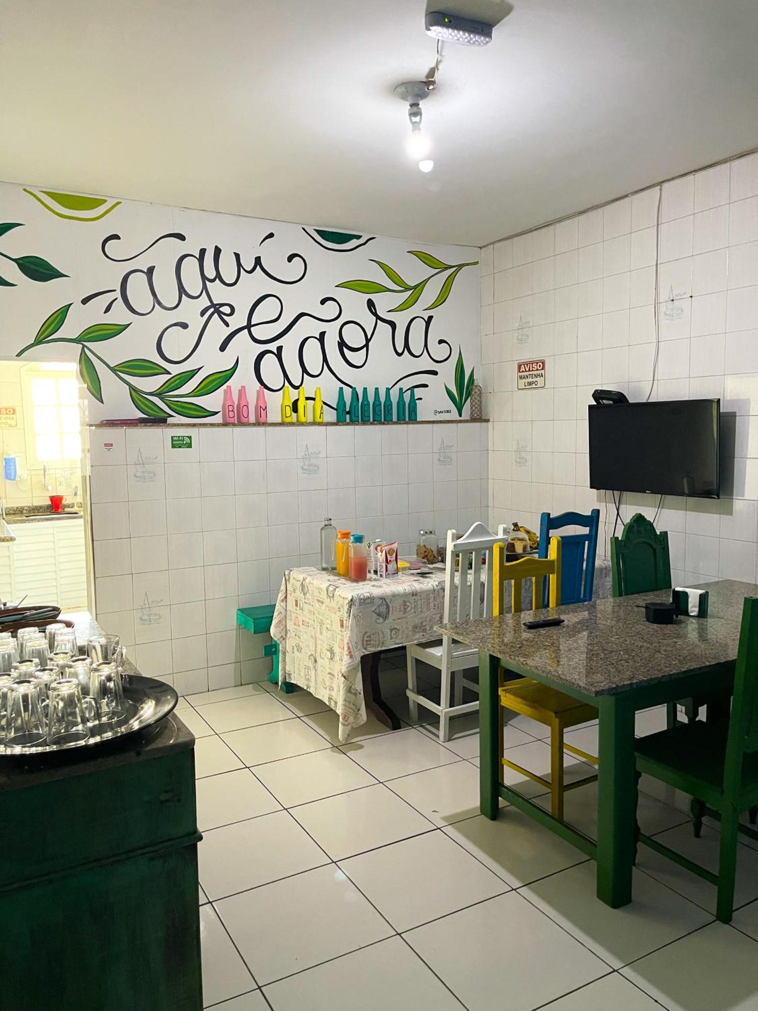 Onca Da Praia Hostel Vitoria Bagian luar foto