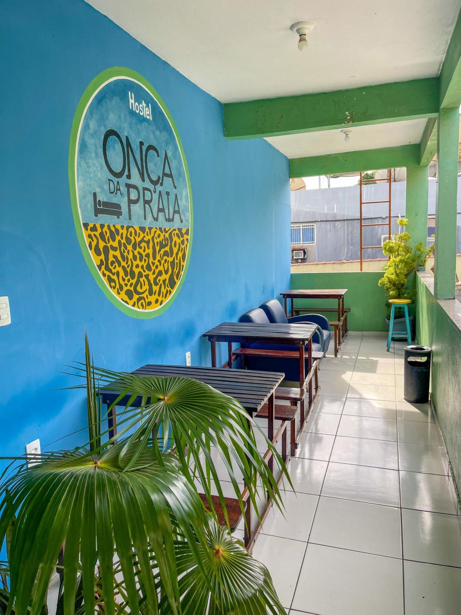 Onca Da Praia Hostel Vitoria Bagian luar foto