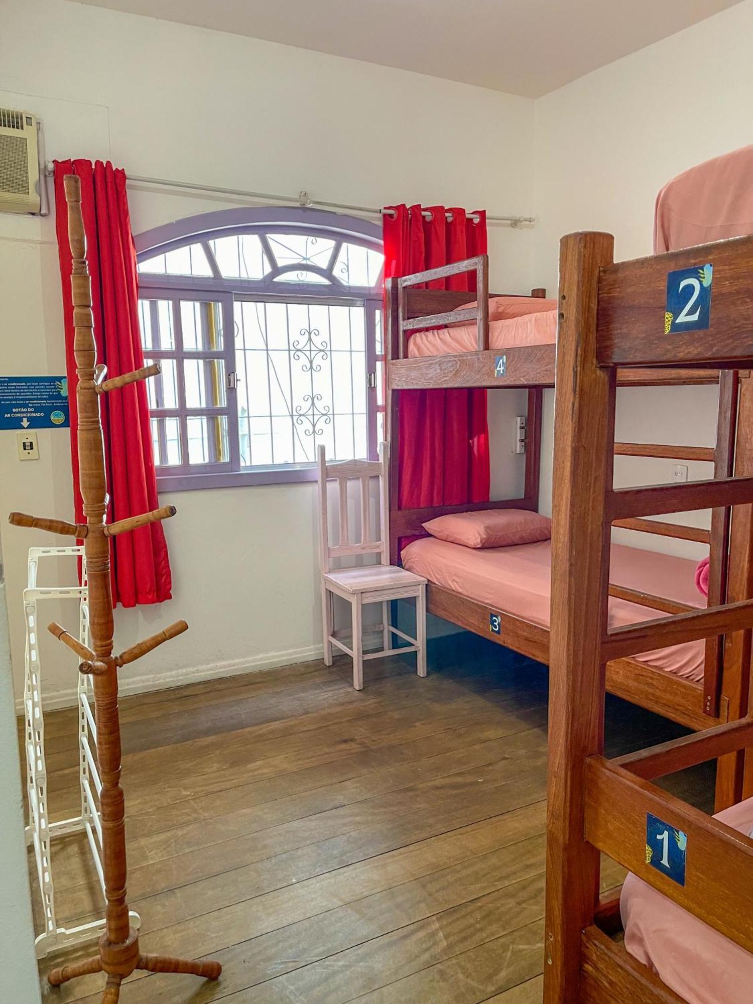 Onca Da Praia Hostel Vitoria Bagian luar foto